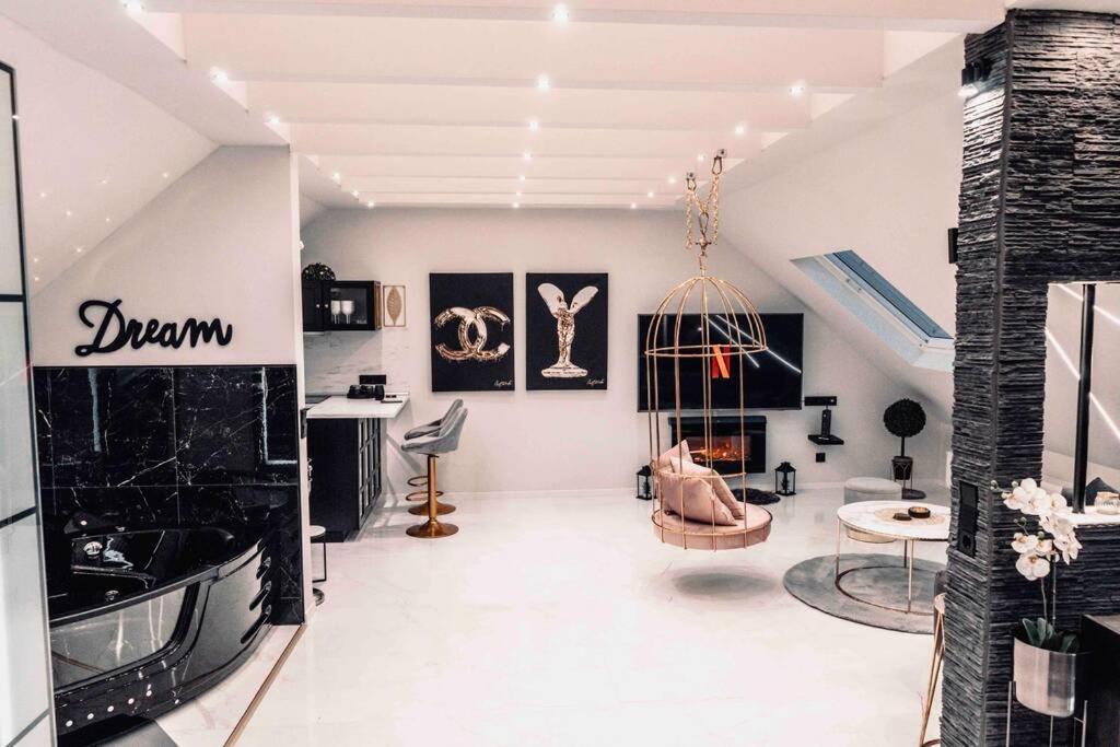 Exquisites Loft Mit Whirlpool Apartment