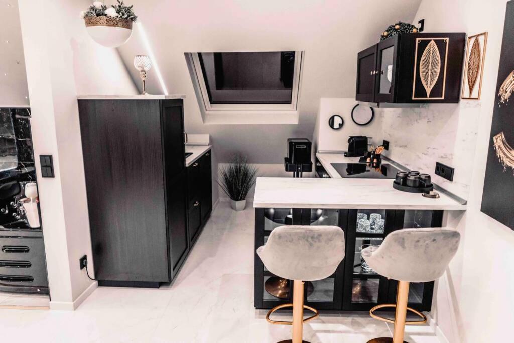 Exquisites Loft Mit Whirlpool *